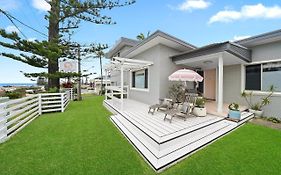 Little Palm Cabins